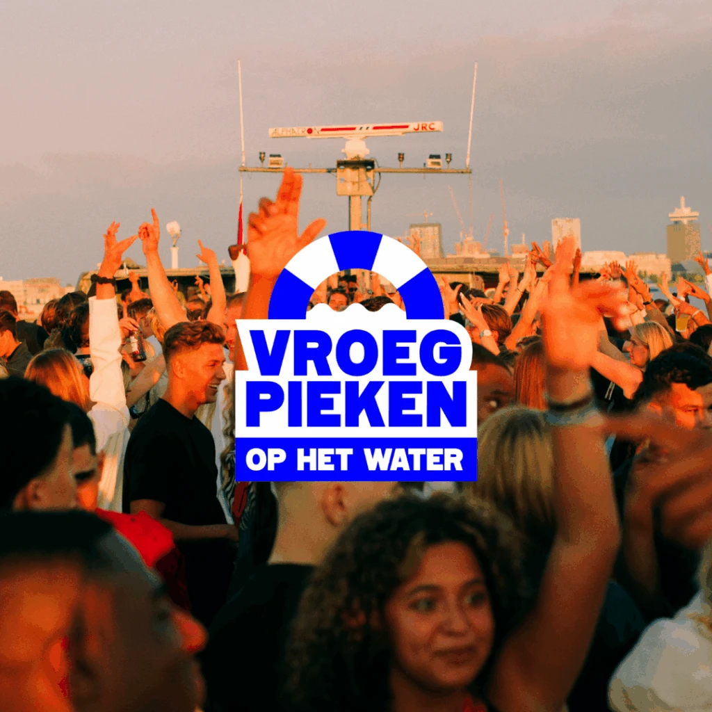 Vroeg Pieken op het water